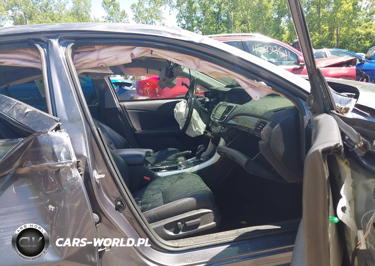 2017 Honda Accord Ex-L VIN:1HGCR2F8XHA235251 - 5