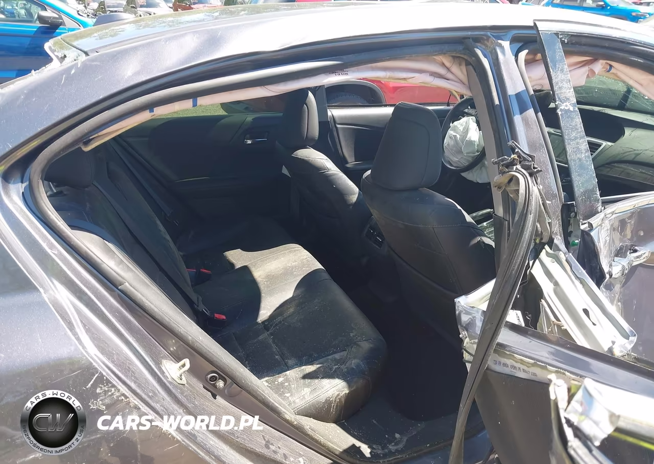 2017 Honda Accord Ex-L VIN:1HGCR2F8XHA235251 - 8