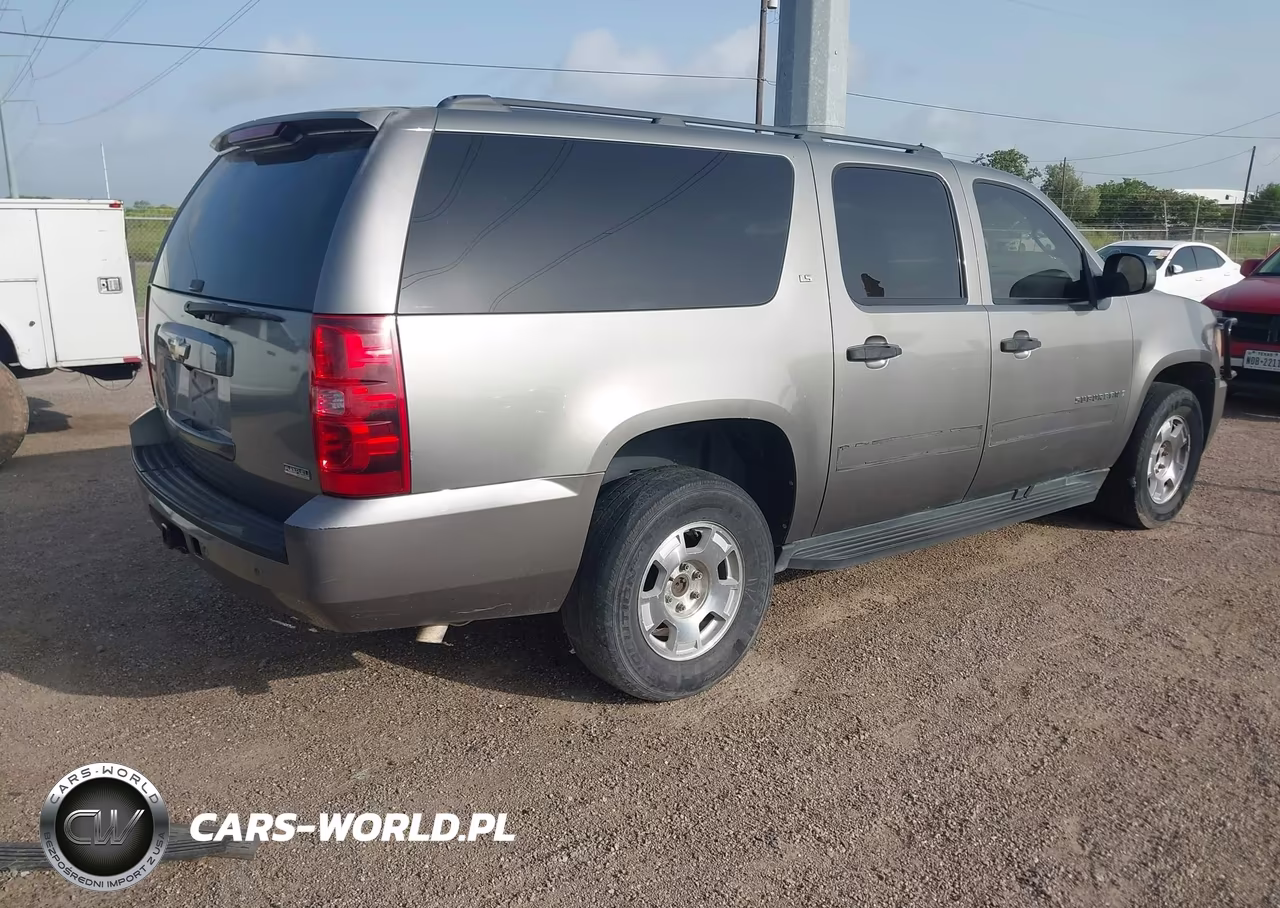 2009 Chevrolet Suburban 1500 Ls VIN:1GNFC16069R244394 - 4
