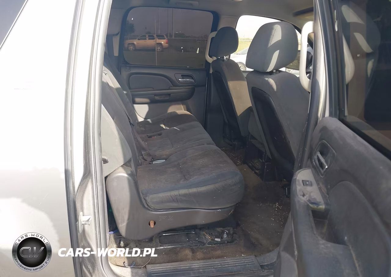 2009 Chevrolet Suburban 1500 Ls VIN:1GNFC16069R244394 - 8