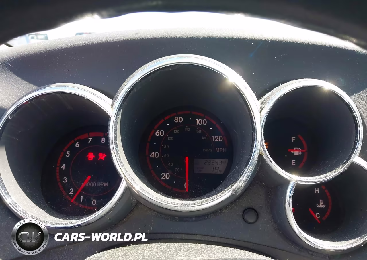 2005 Toyota Matrix VIN:2T1KR32E75C553153 - 7