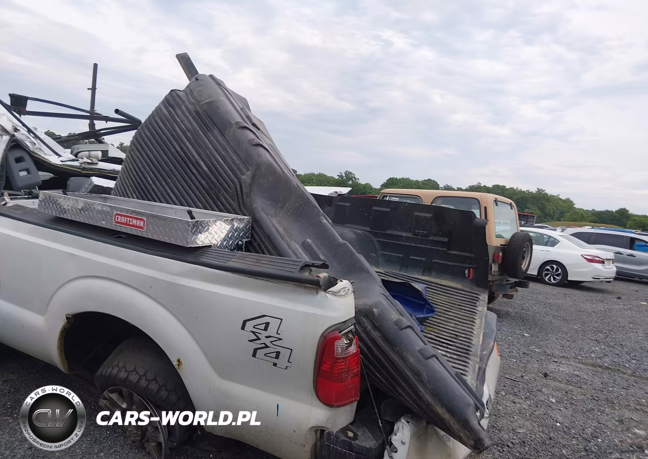 2012 Ford Super Duty F-250 Srw Lariat-Xl-Xlt VIN:1FT7X2B60CEB10304 - 6