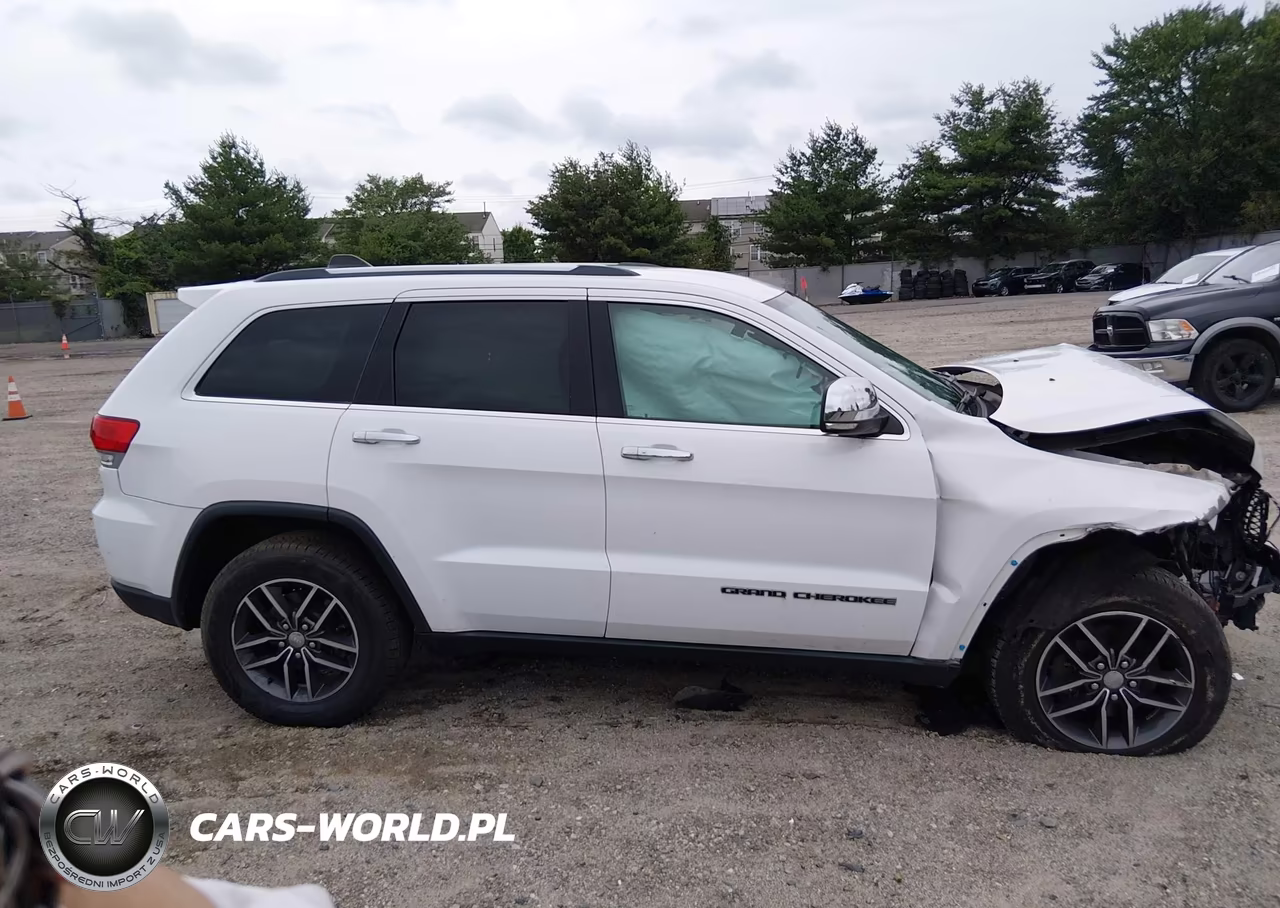 2018 Jeep Grand Cherokee Limited 4X4 VIN:1C4RJFBG5JC363072 - 13