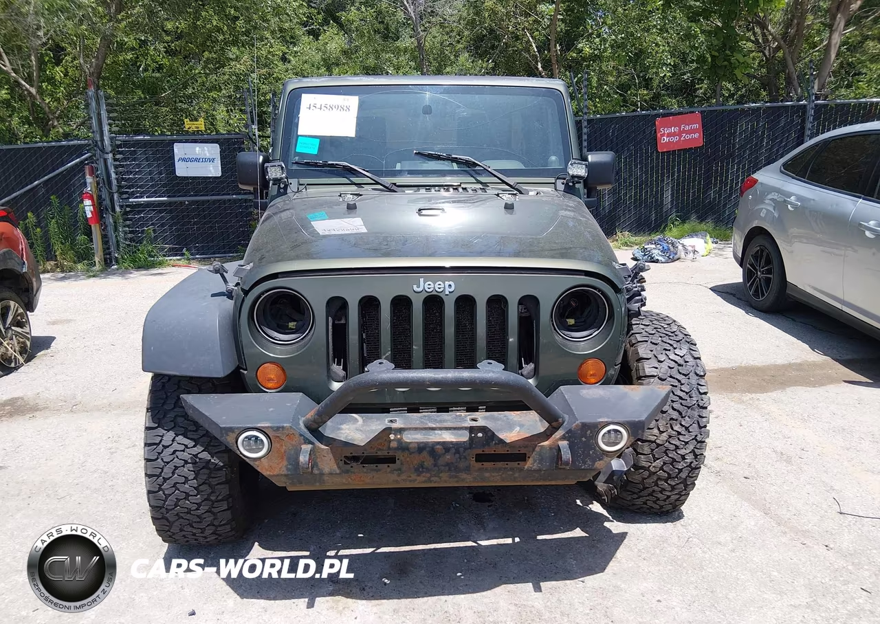2007 Jeep Wrangler Unlimited X VIN:1J4GA39147L154805 - 13