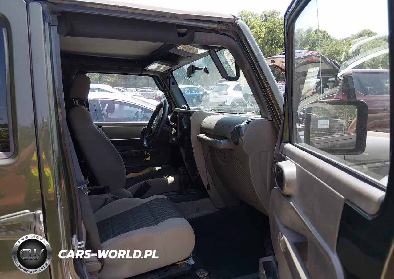 2007 Jeep Wrangler Unlimited X VIN:1J4GA39147L154805 - 5