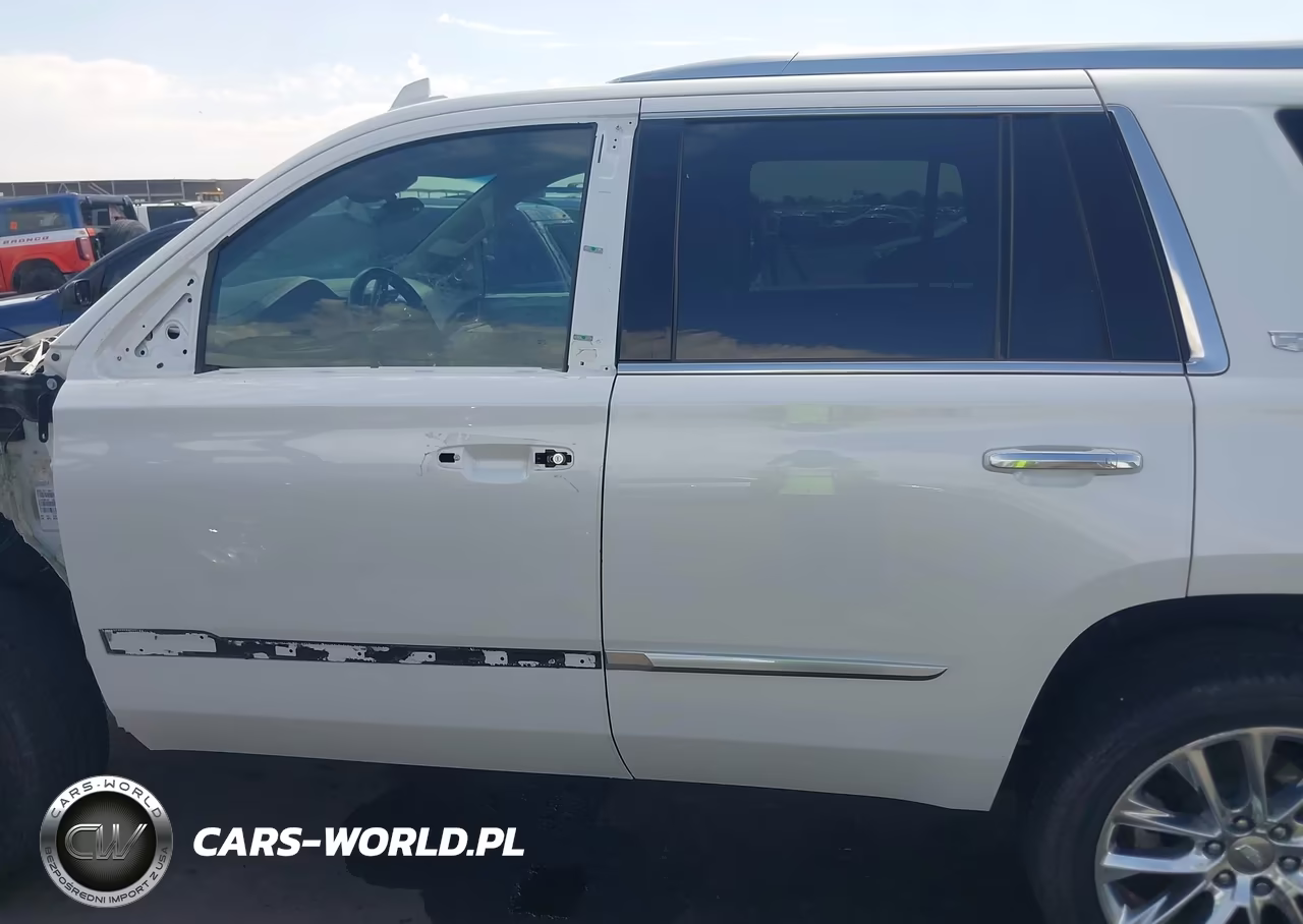 2018 Cadillac Escalade Luxury VIN:1GYS4BKJ3JR370381 - 15