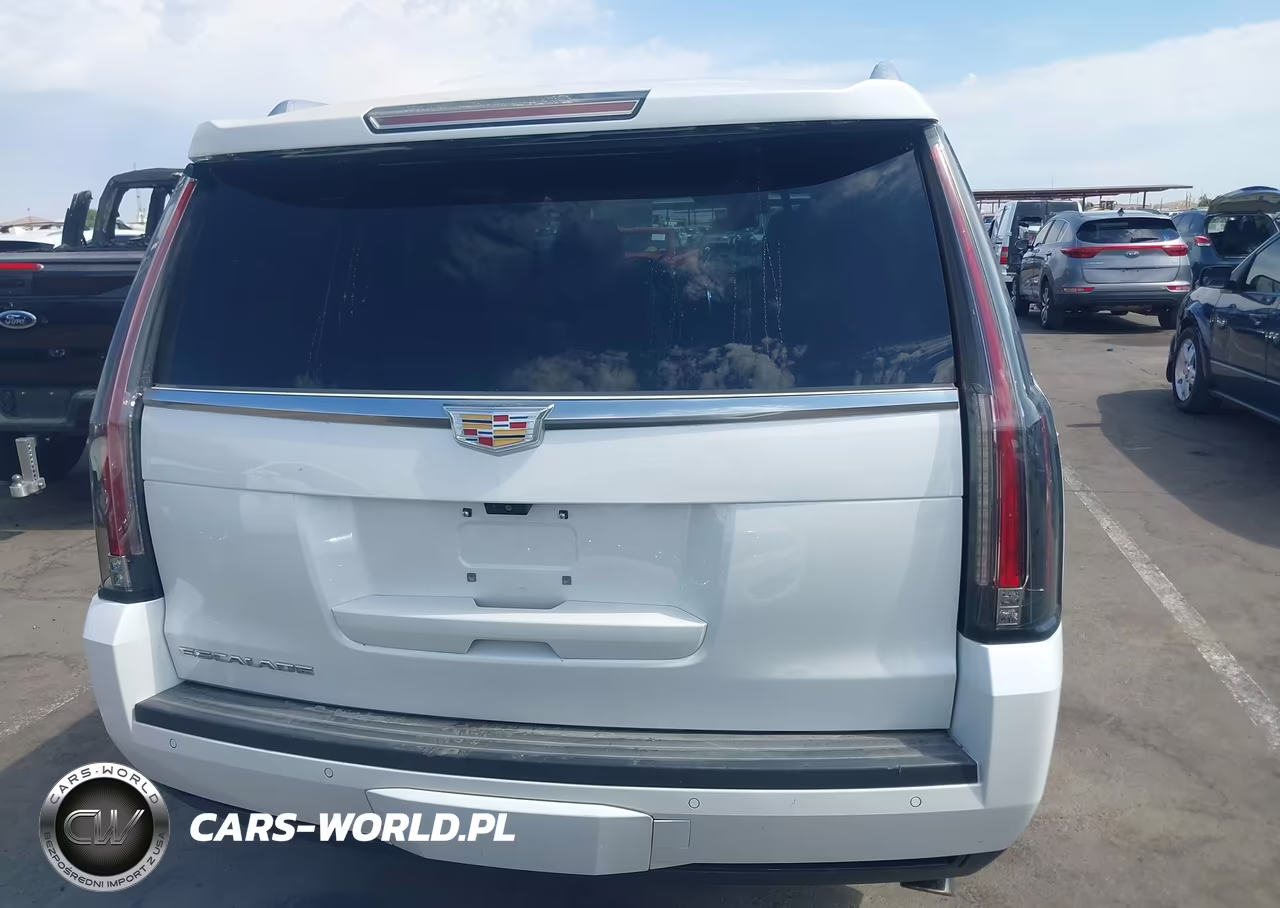 2018 Cadillac Escalade Luxury VIN:1GYS4BKJ3JR370381 - 17