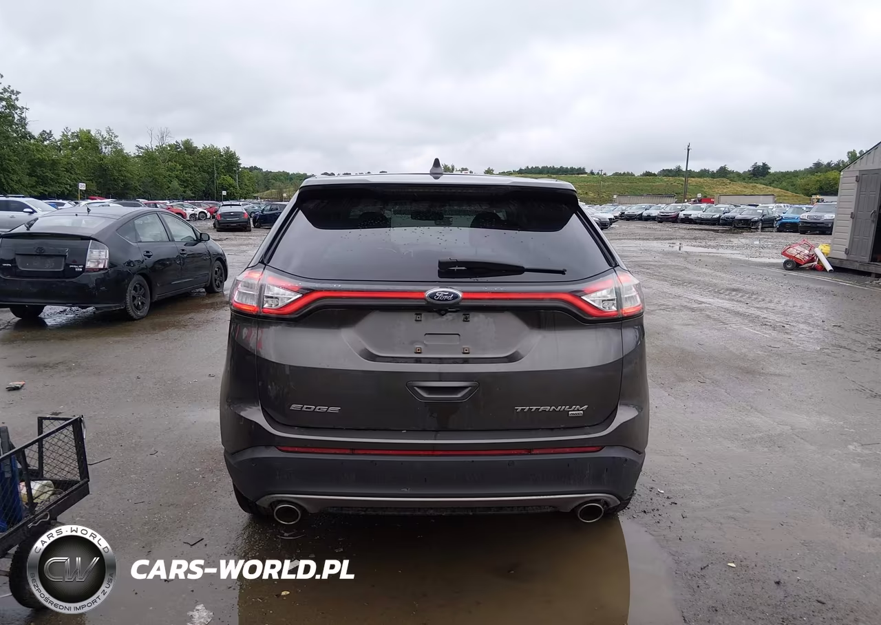 2018 Ford Edge Titanium VIN:2FMPK4K83JBC33014 - 16