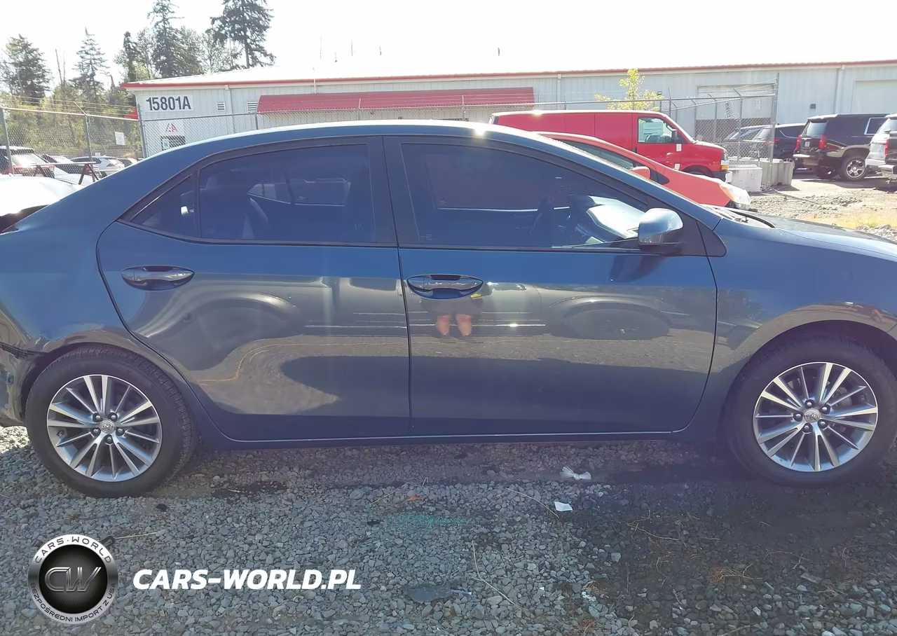 2015 Toyota Corolla Le Plus VIN:2T1BURHE1FC348468 - 14