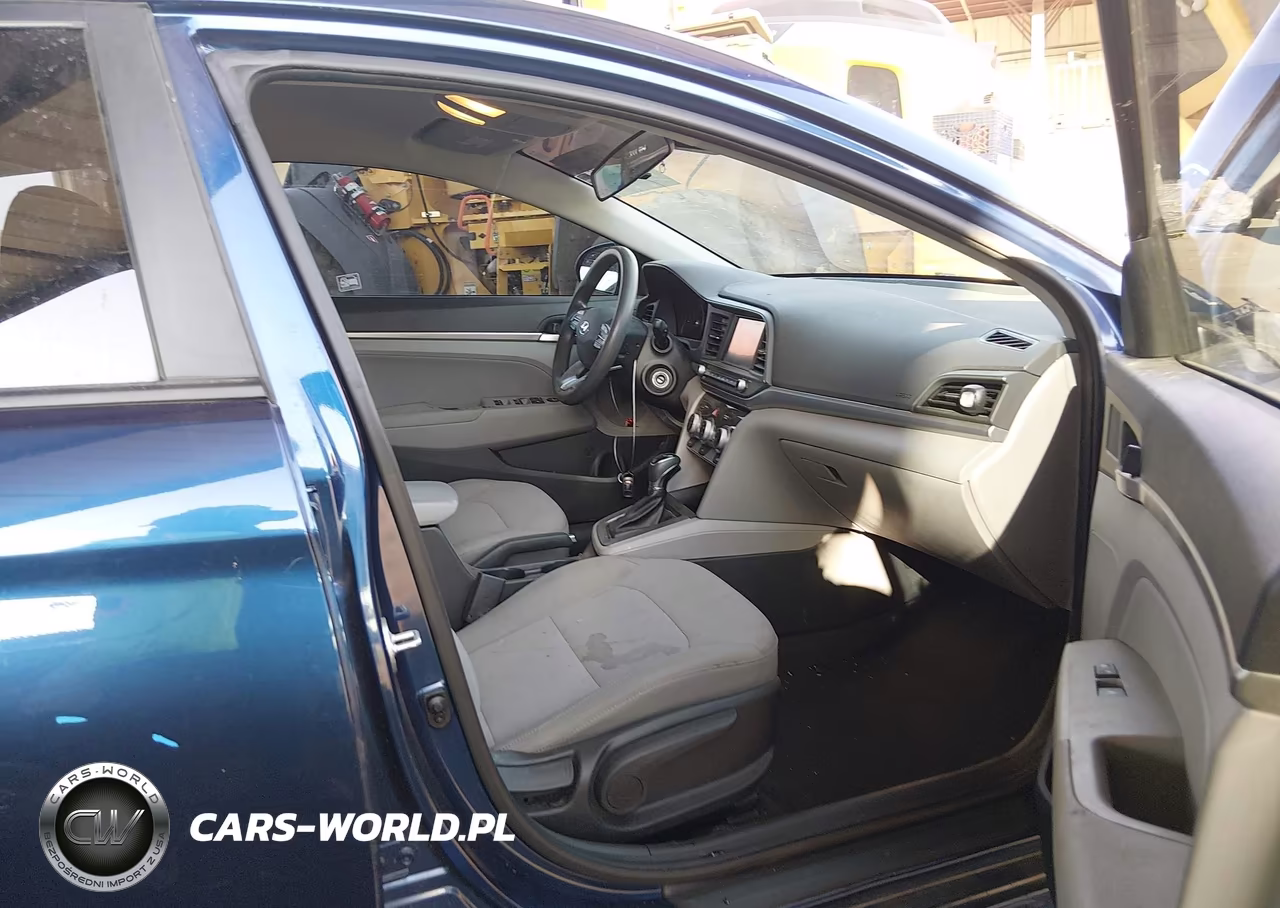 2019 Hyundai Elantra Sel VIN:5NPD84LFXKH427631 - 5