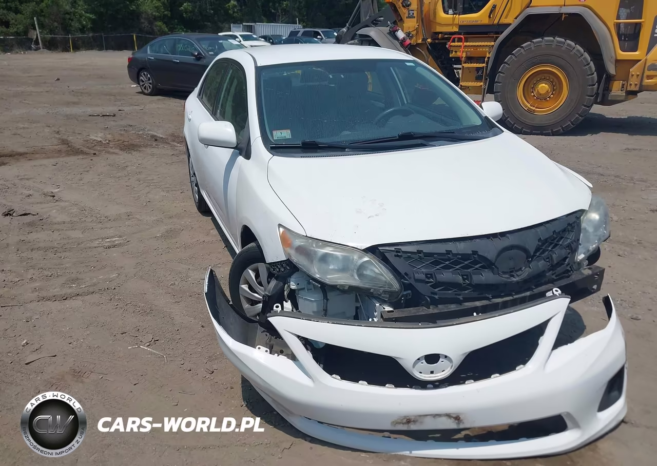 2012 Toyota Corolla Le – zdjęcie 1 z 17