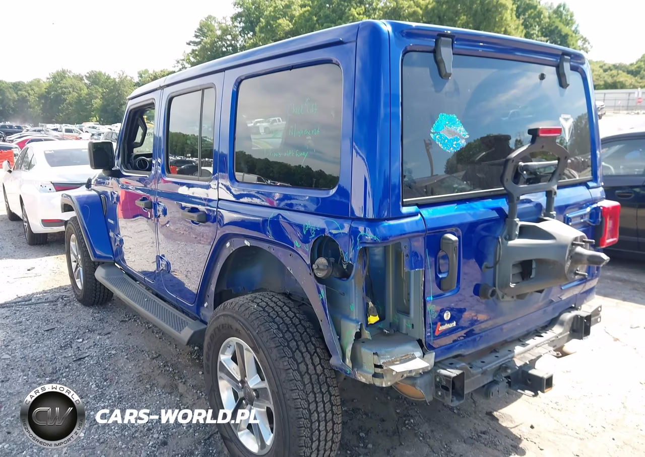 2018 Jeep Wrangler Unlimited Sahara 4X4 VIN:1C4HJXEN2JW314888 - 6