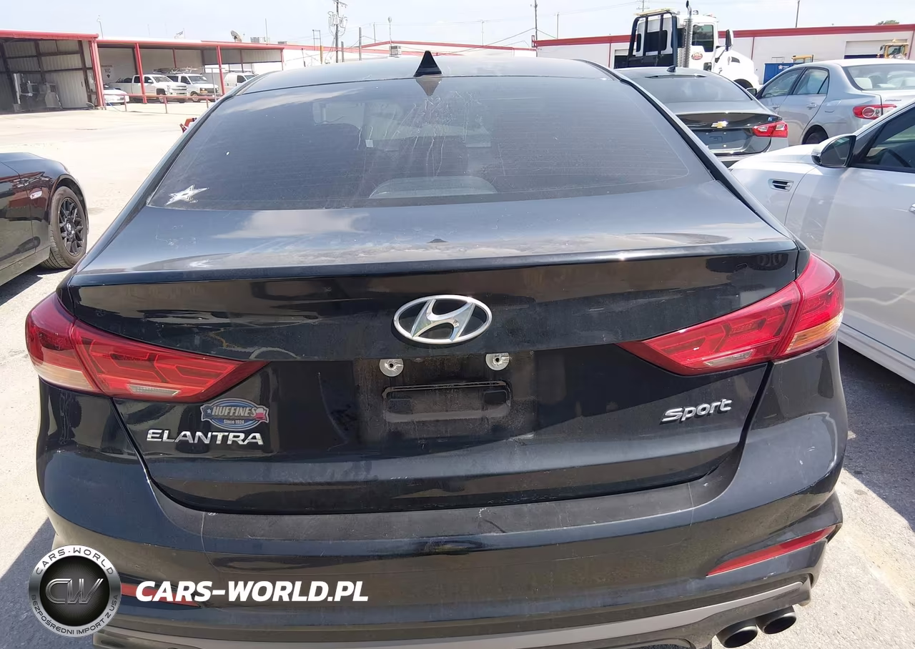 2018 Hyundai Elantra Sport VIN:KMHD04LB3JU724826 - 16
