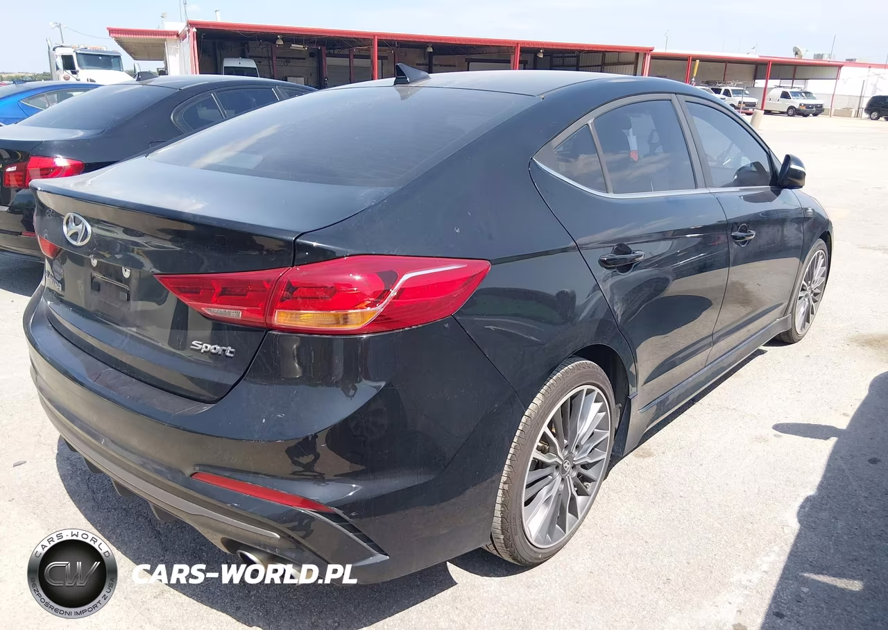 2018 Hyundai Elantra Sport VIN:KMHD04LB3JU724826 - 4
