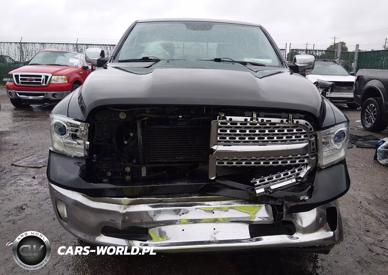 2018 Ram 1500 Laramie 4X4 5'7 Box VIN:1C6RR7NMXJS237951 - 13