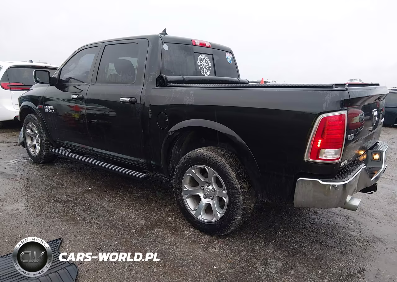 2018 Ram 1500 Laramie 4X4 5'7 Box VIN:1C6RR7NMXJS237951 - 3