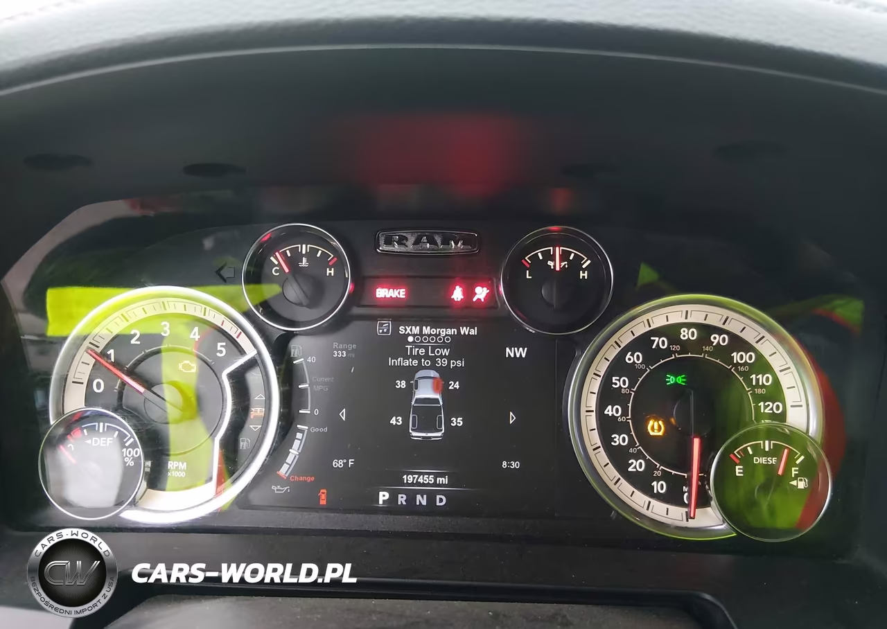 2018 Ram 1500 Laramie 4X4 5'7 Box VIN:1C6RR7NMXJS237951 - 7