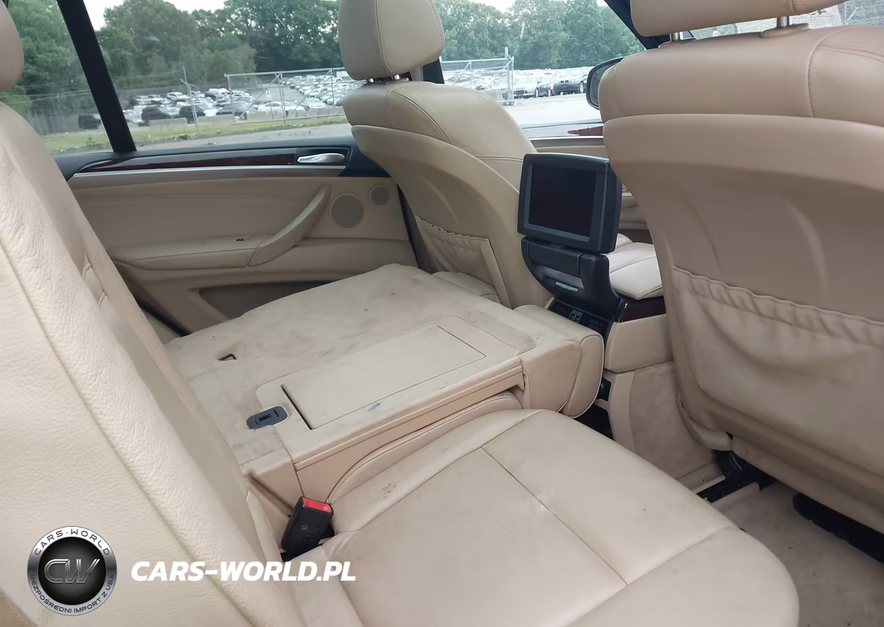 2007 BMW X5 3.0Si VIN:4USFE43527LY80017 - 8