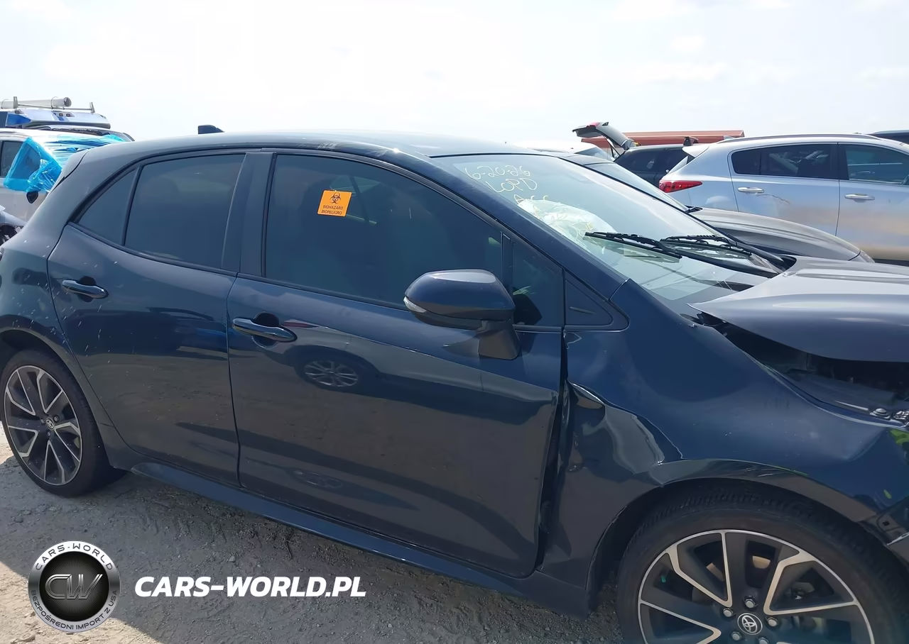 2020 Toyota Corolla Xse VIN:JTNA4RBE6L3074317 - 13