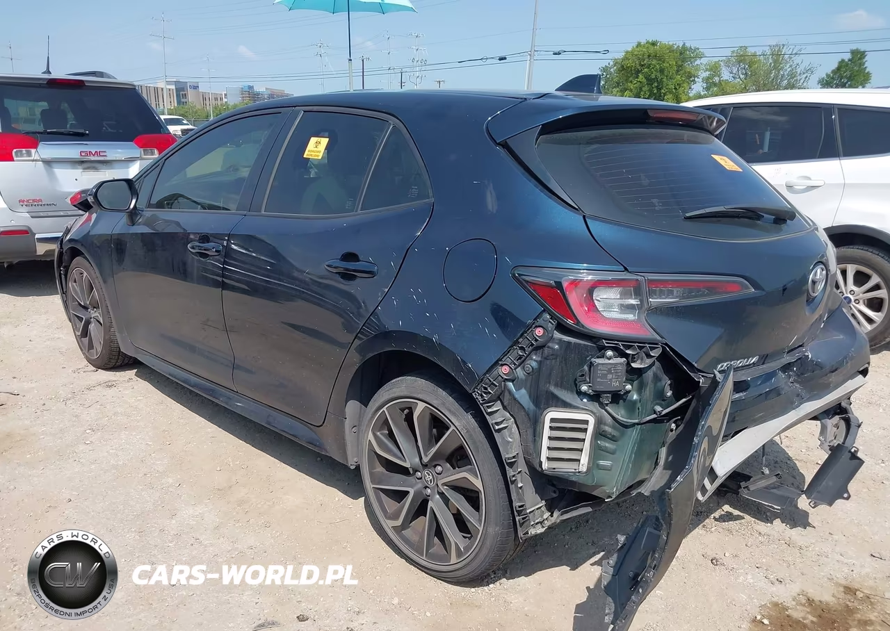 2020 Toyota Corolla Xse VIN:JTNA4RBE6L3074317 - 3