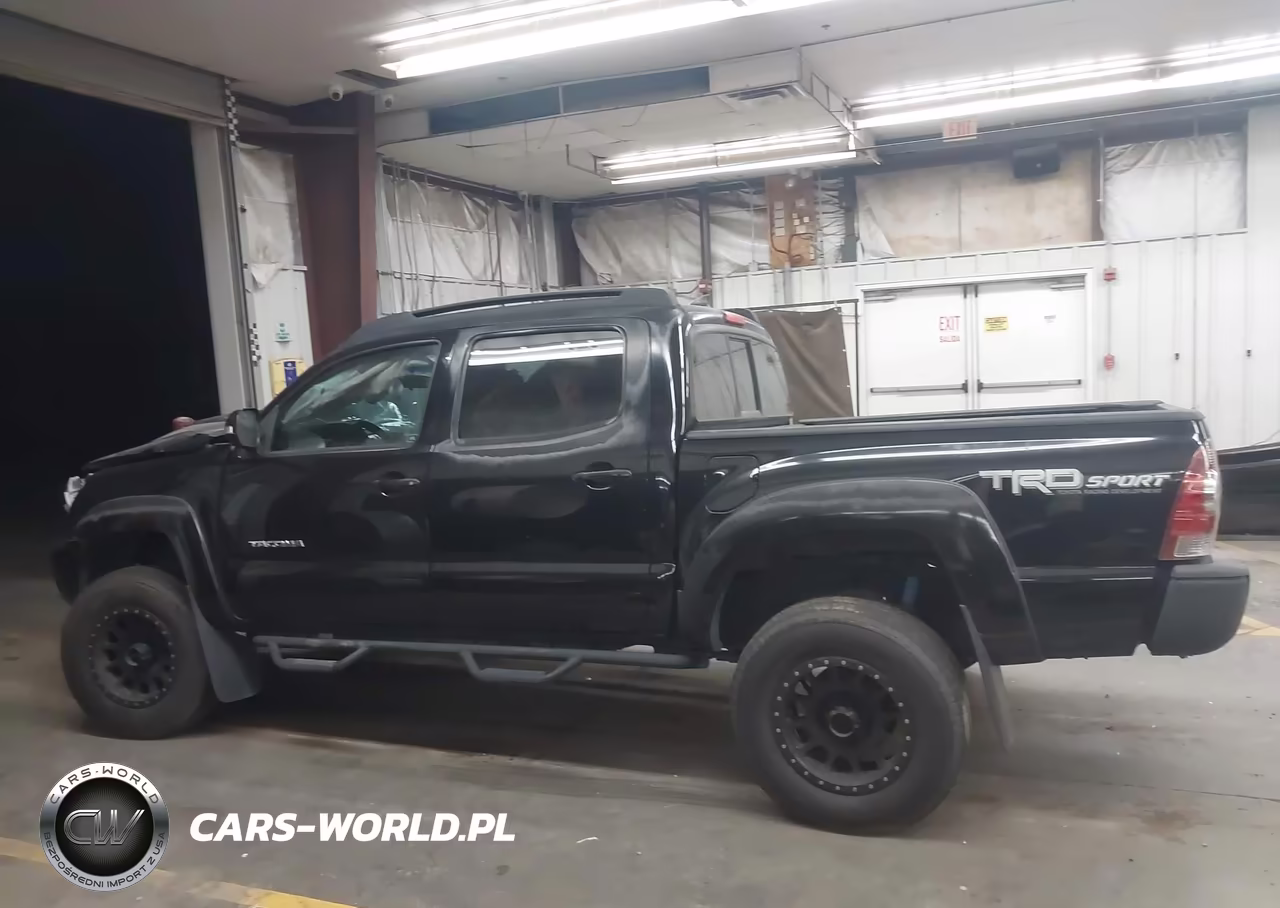2015 Toyota Tacoma Prerunner V6 VIN:3TMJU4GN5FM192412 - 14