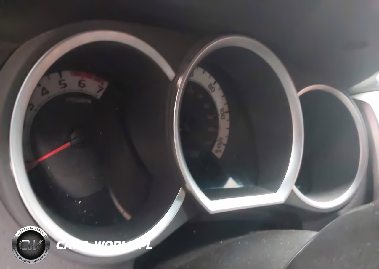 2015 Toyota Tacoma Prerunner V6 VIN:3TMJU4GN5FM192412 - 15