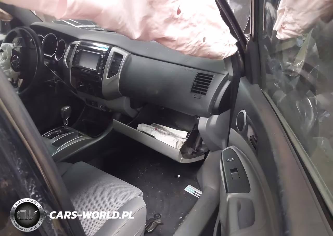 2015 Toyota Tacoma Prerunner V6 VIN:3TMJU4GN5FM192412 - 5