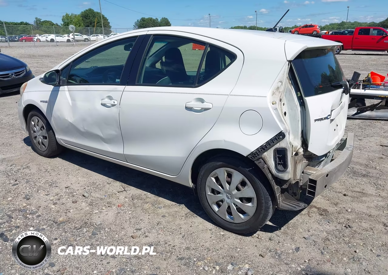 2013 Toyota Prius C One VIN:JTDKDTB39D1046965 - 3