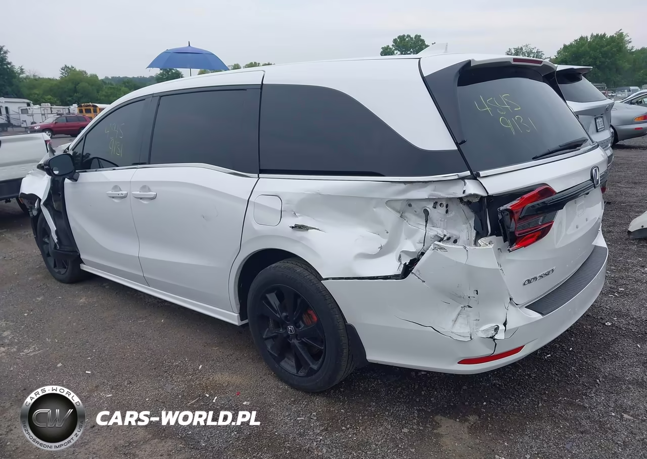 2023 Honda Odyssey Sport VIN:5FNRL6H77PB070013 - 3