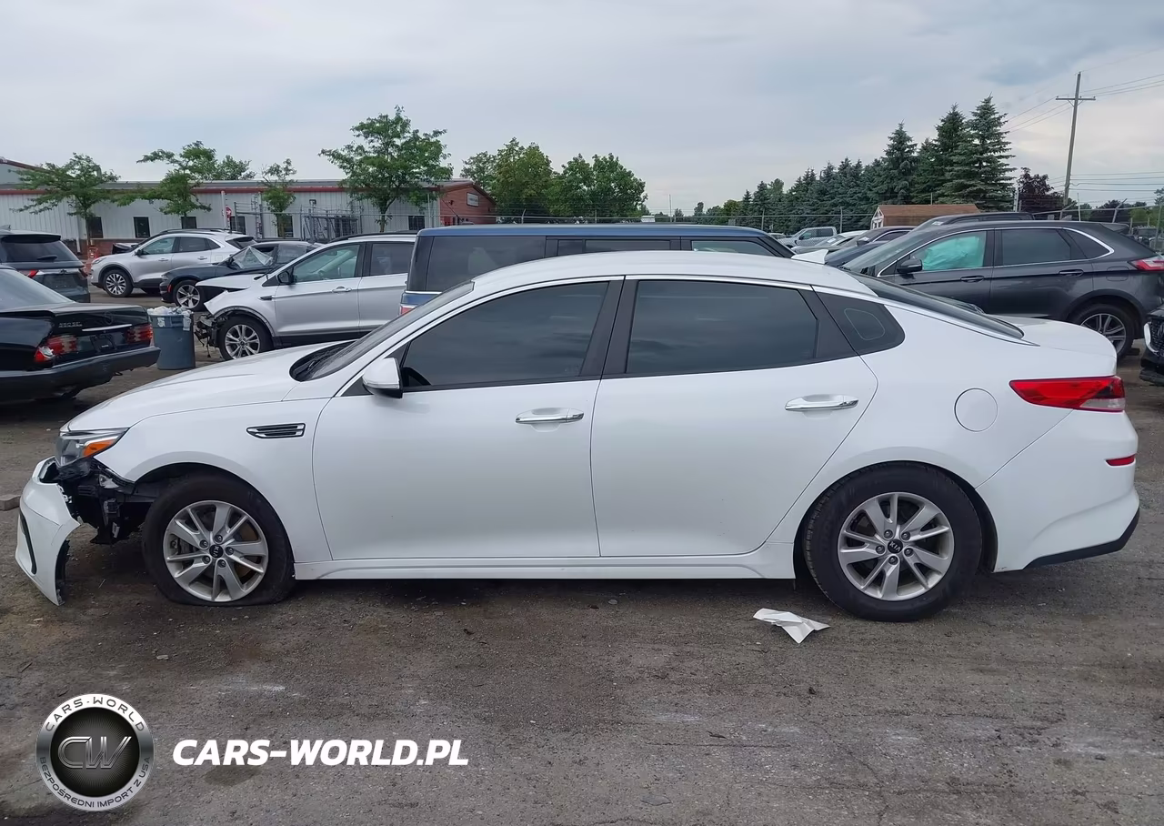 2019 Kia Optima Lx VIN:5XXGT4L3XKG275198 - 14