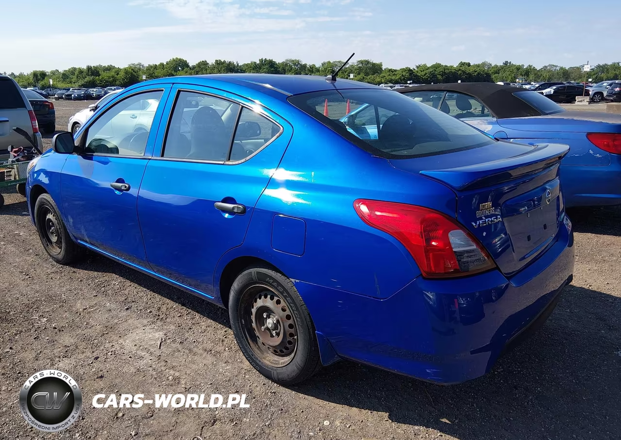2015 Nissan Versa 1.6 S+ VIN:3N1CN7AP0FL818264 - 3