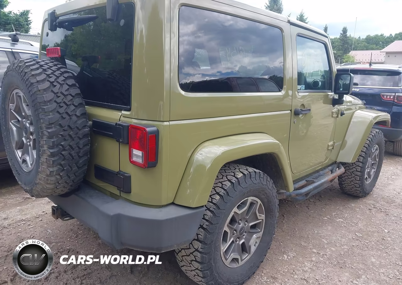 2013 Jeep Wrangler Rubicon VIN:1C4BJWCG2DL575707 - 4