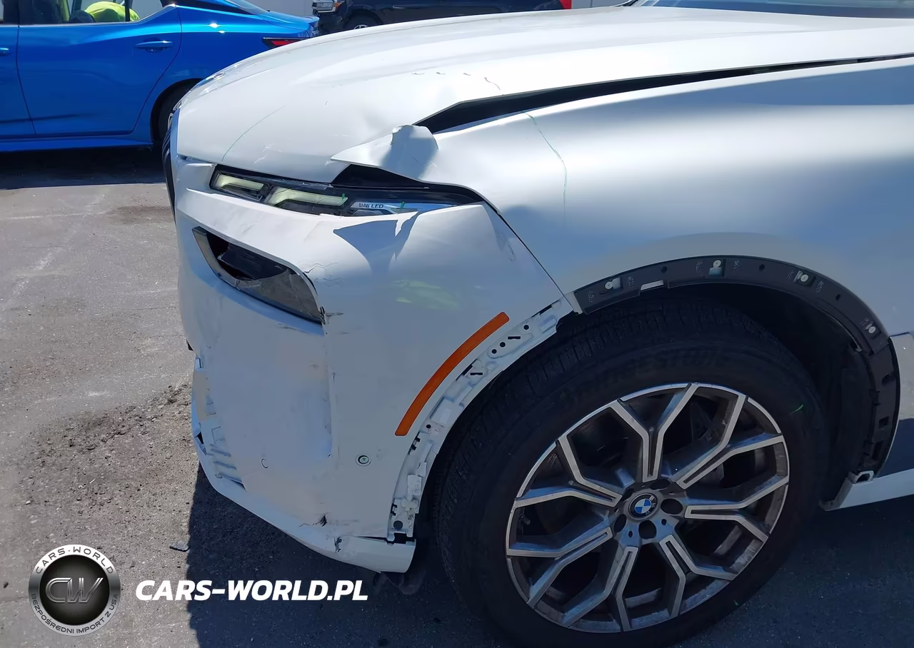 2023 BMW X7 xDrive40I VIN:5UX23EM06P9P53978 - 17