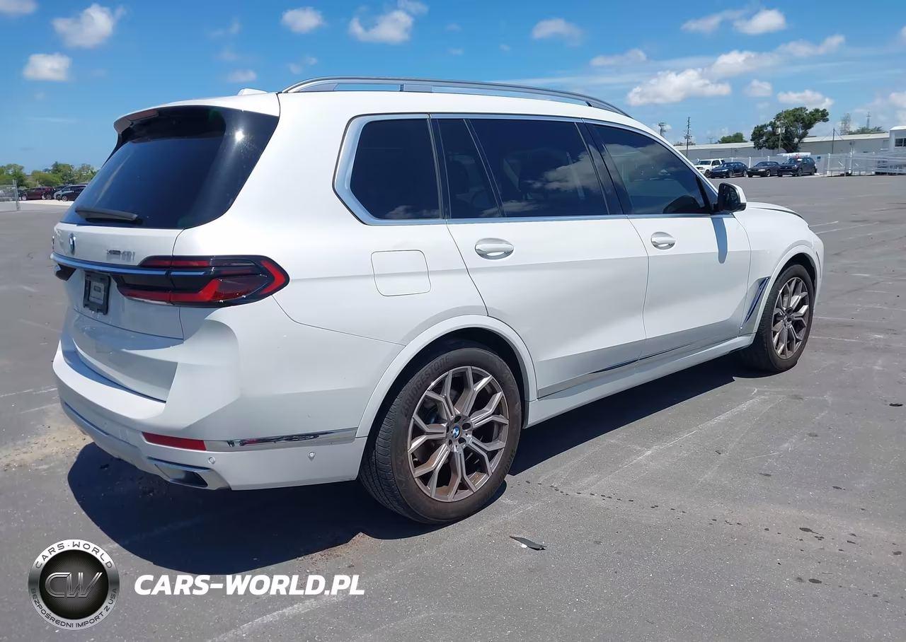 2023 BMW X7 xDrive40I VIN:5UX23EM06P9P53978 - 4