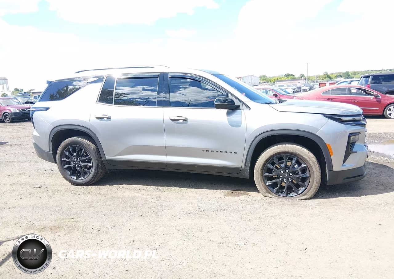 2025 Chevrolet Traverse Awd Lt VIN:1GNEVGRS5SJ238502 - 13