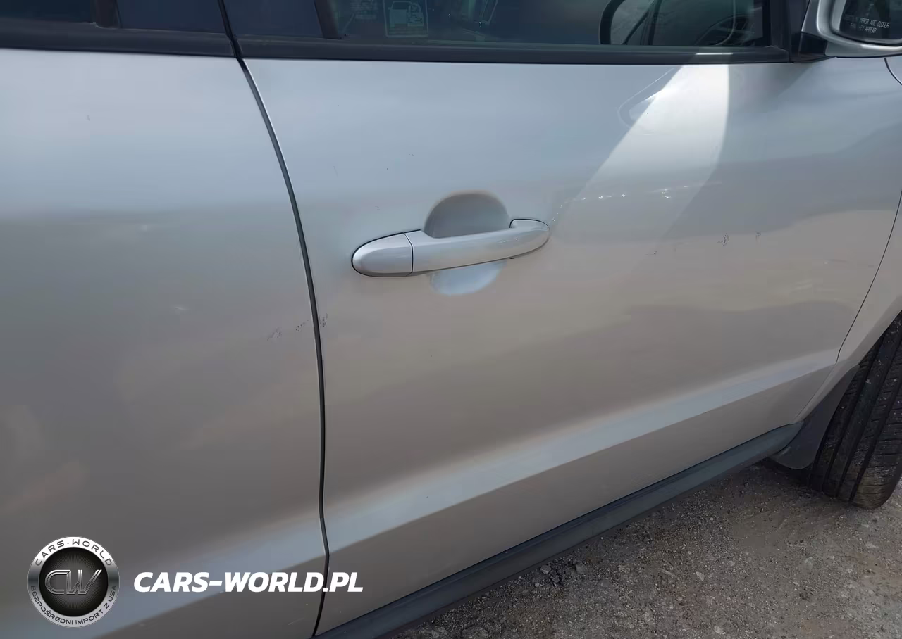 2012 Hyundai Santa Fe Se VIN:5XYZH4AG9CG167118 - 12