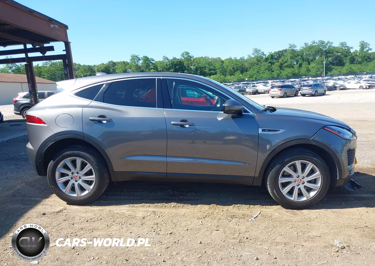 2018 Jaguar E-Pace R-Dynamic S-S VIN:SADFJ2FXXJ1Z20001 - 13
