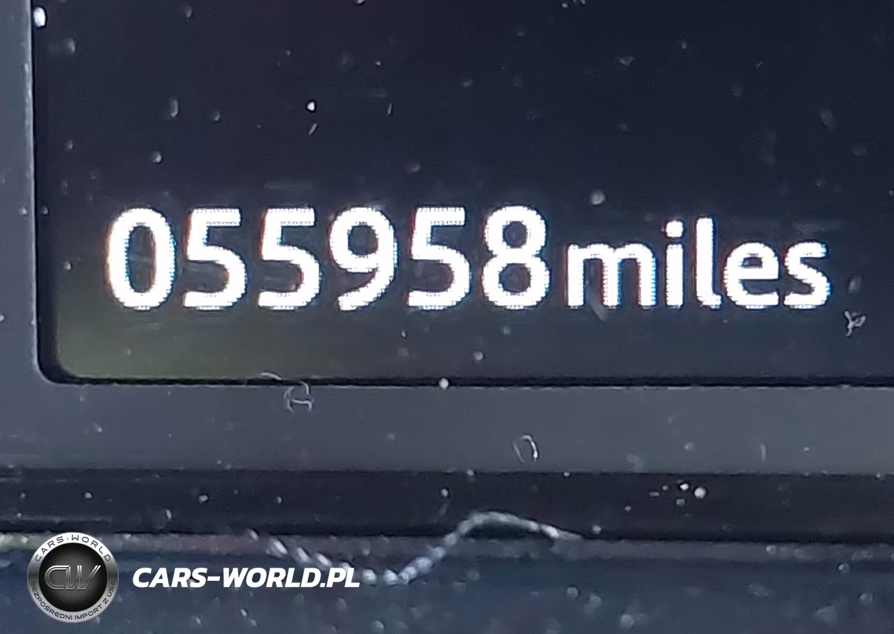 2018 Jaguar E-Pace R-Dynamic S-S VIN:SADFJ2FXXJ1Z20001 - 15