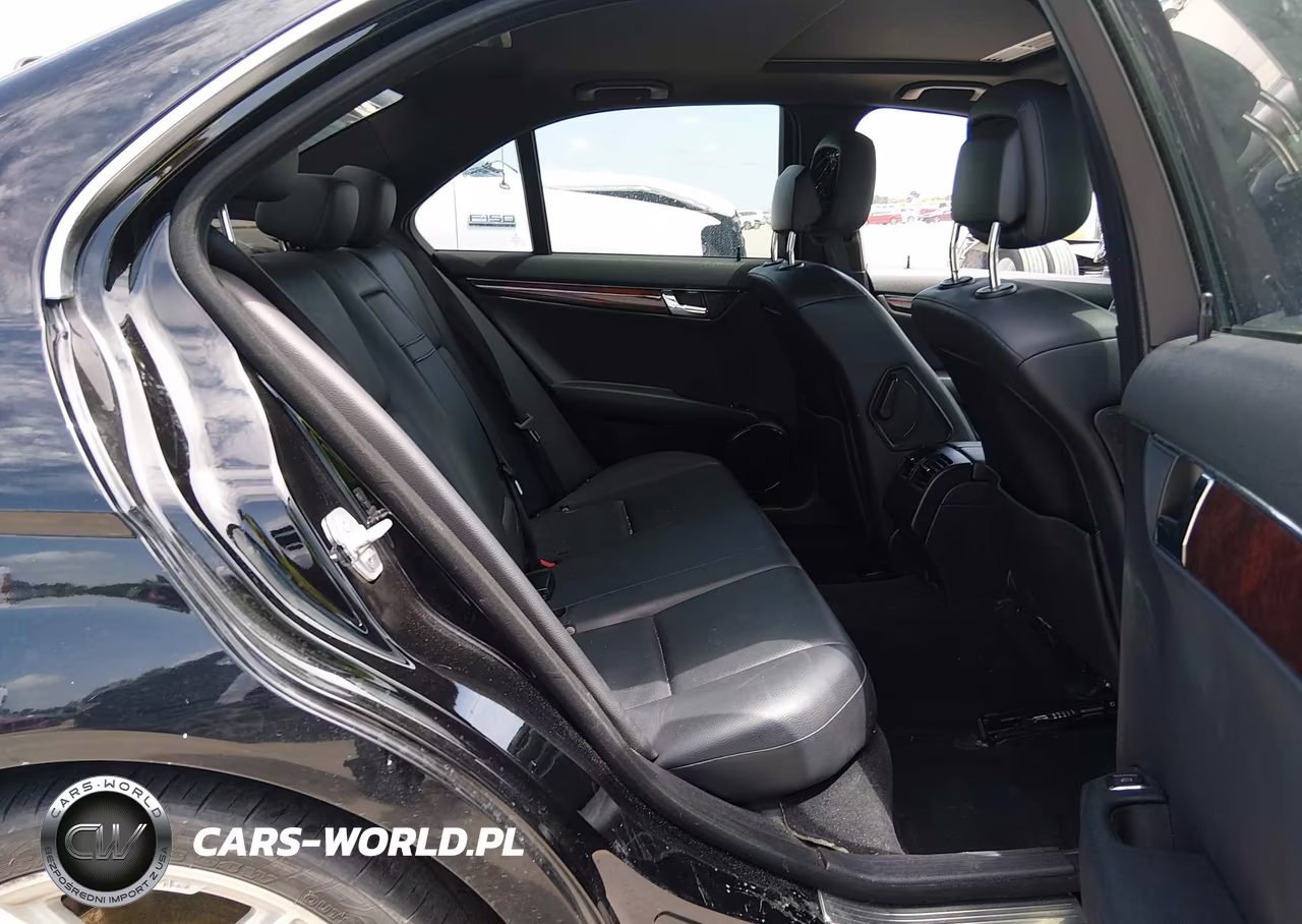 2010 Mercedes-Benz C 300 Luxury-Sport VIN:WDDGF5EBXAR092211 - 8