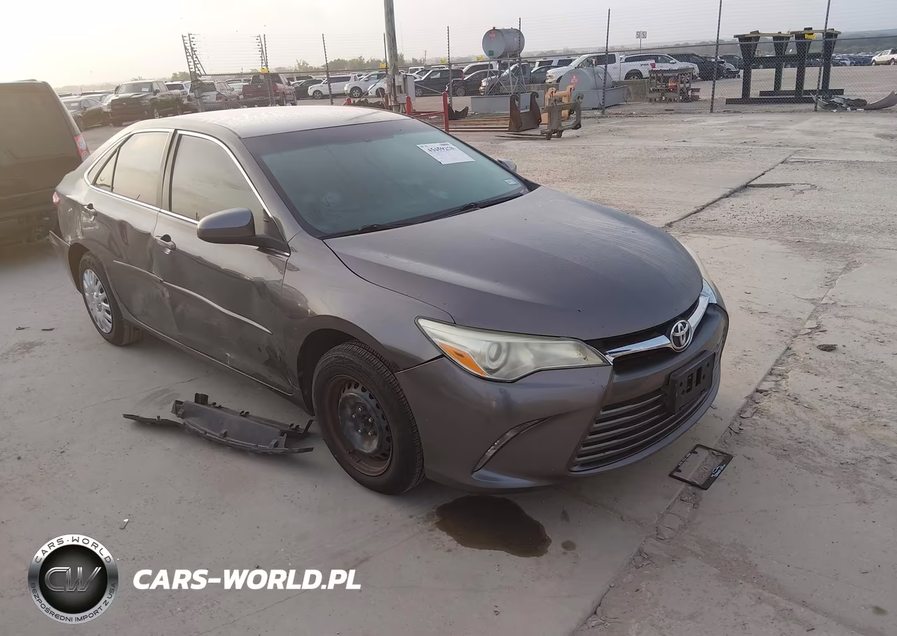 2016 Toyota Camry Le