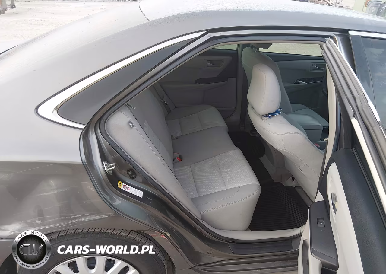2016 Toyota Camry Le VIN:4T4BF1FK8GR530114 - 8