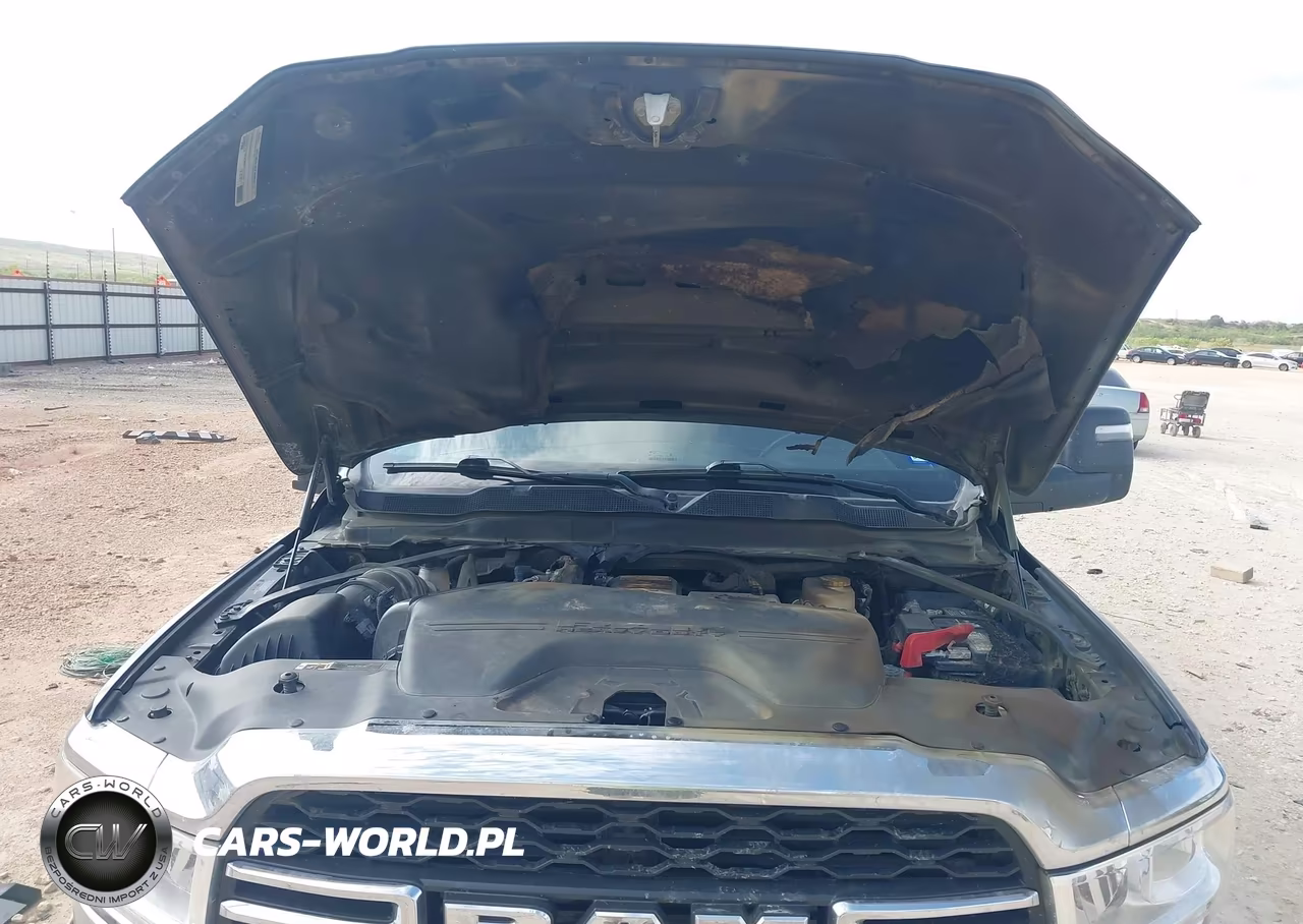2024 Ram 3500 Tradesman 4X4 8' Box VIN:3C63RRGLXRG122646 - 10