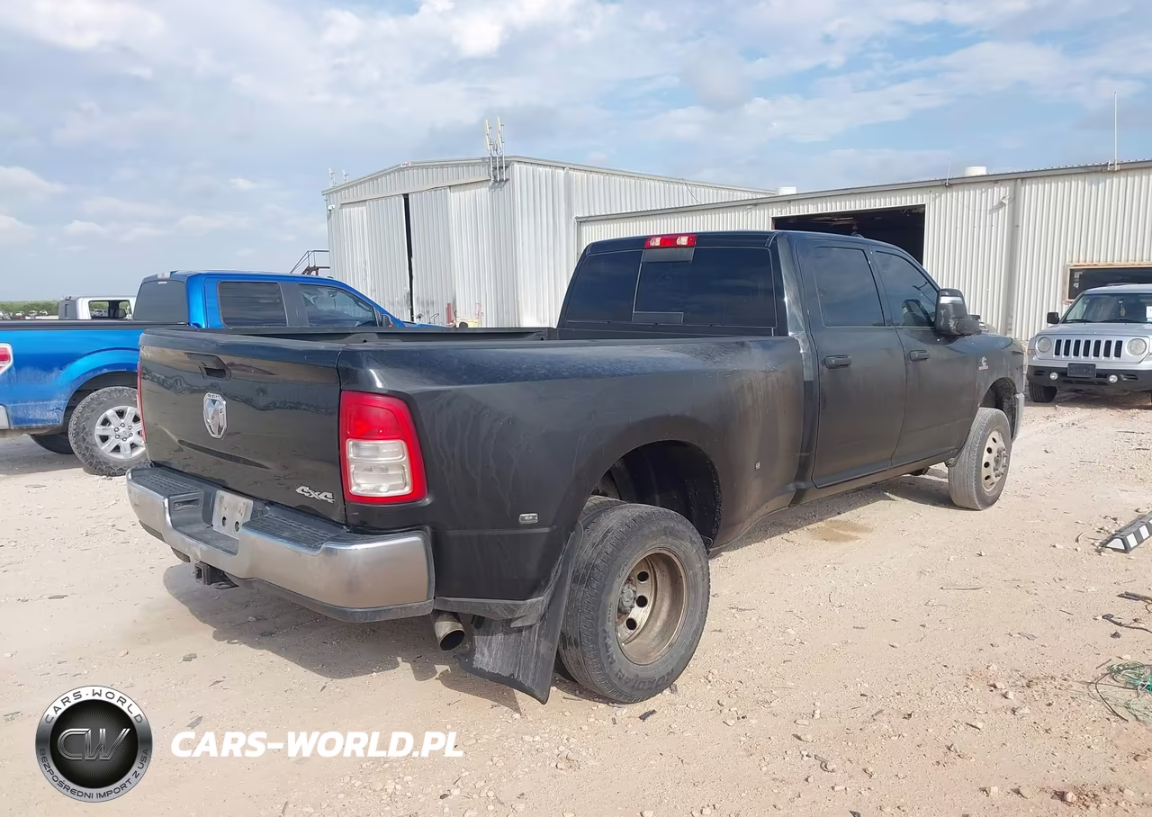 2024 Ram 3500 Tradesman 4X4 8' Box VIN:3C63RRGLXRG122646 - 4