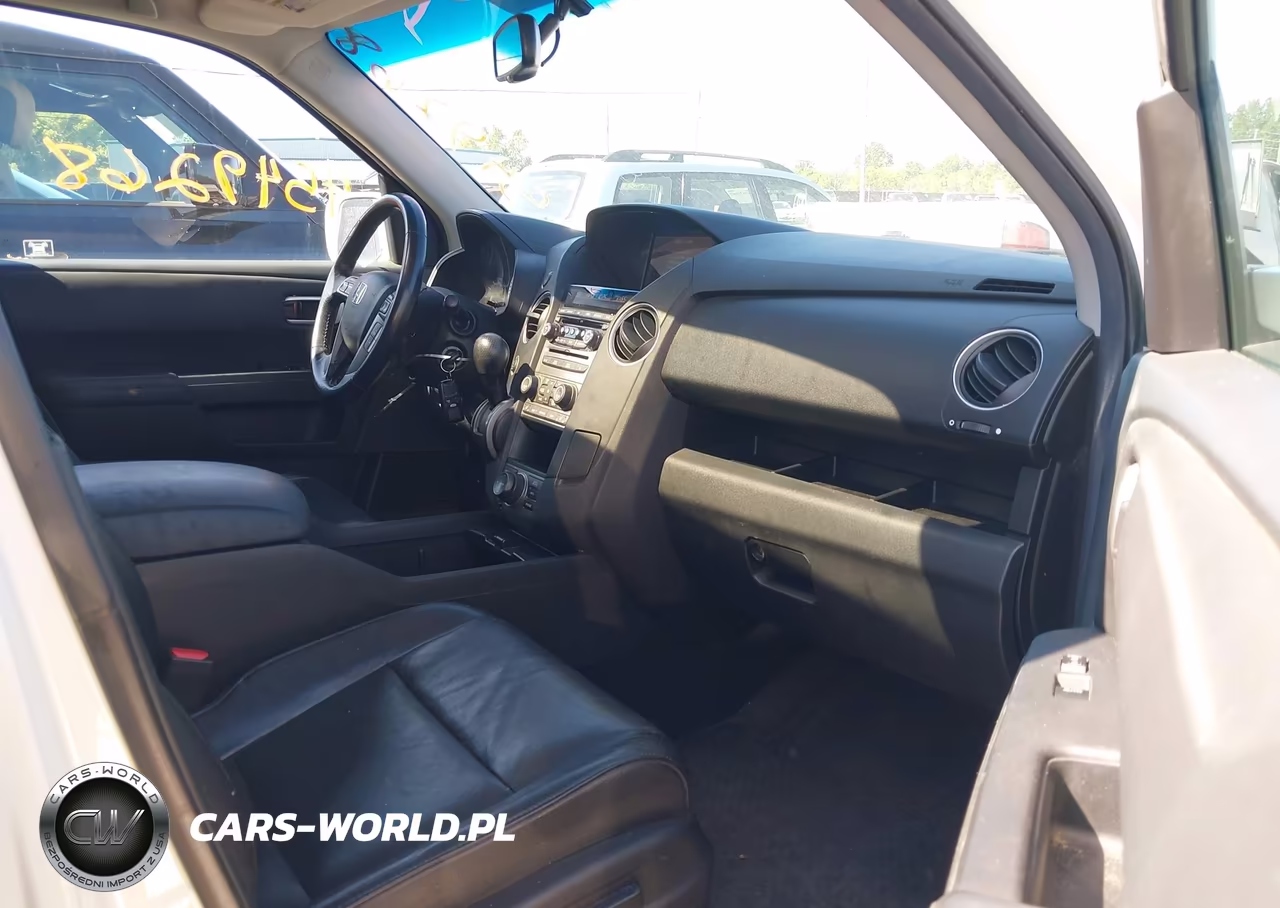 2012 Honda Pilot Touring VIN:5FNYF4H96CB068451 - 5