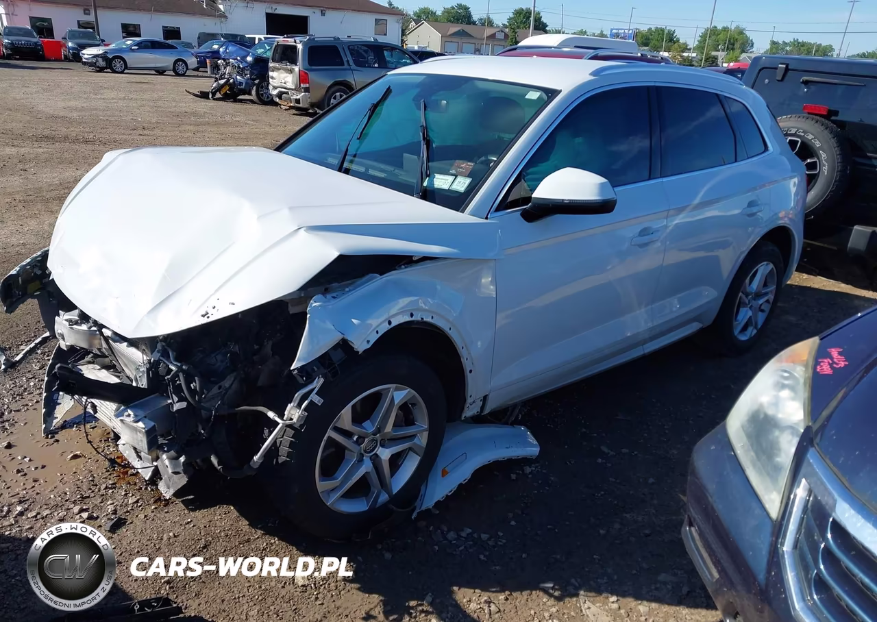 2019 Audi Q5 45 Premium VIN:WA1ANAFY2K2118402 - 2
