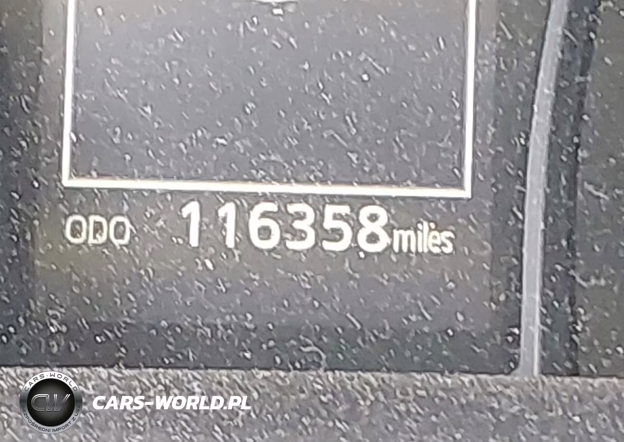 2018 Toyota Camry Le VIN:4T1B11HK2JU588104 - 15