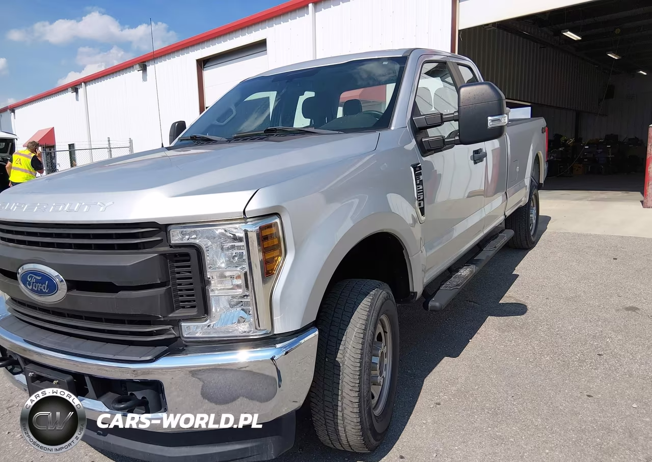2018 Ford F-250 Lariat-Xl-Xlt VIN:1FT7X2B60JEC83950 - 6
