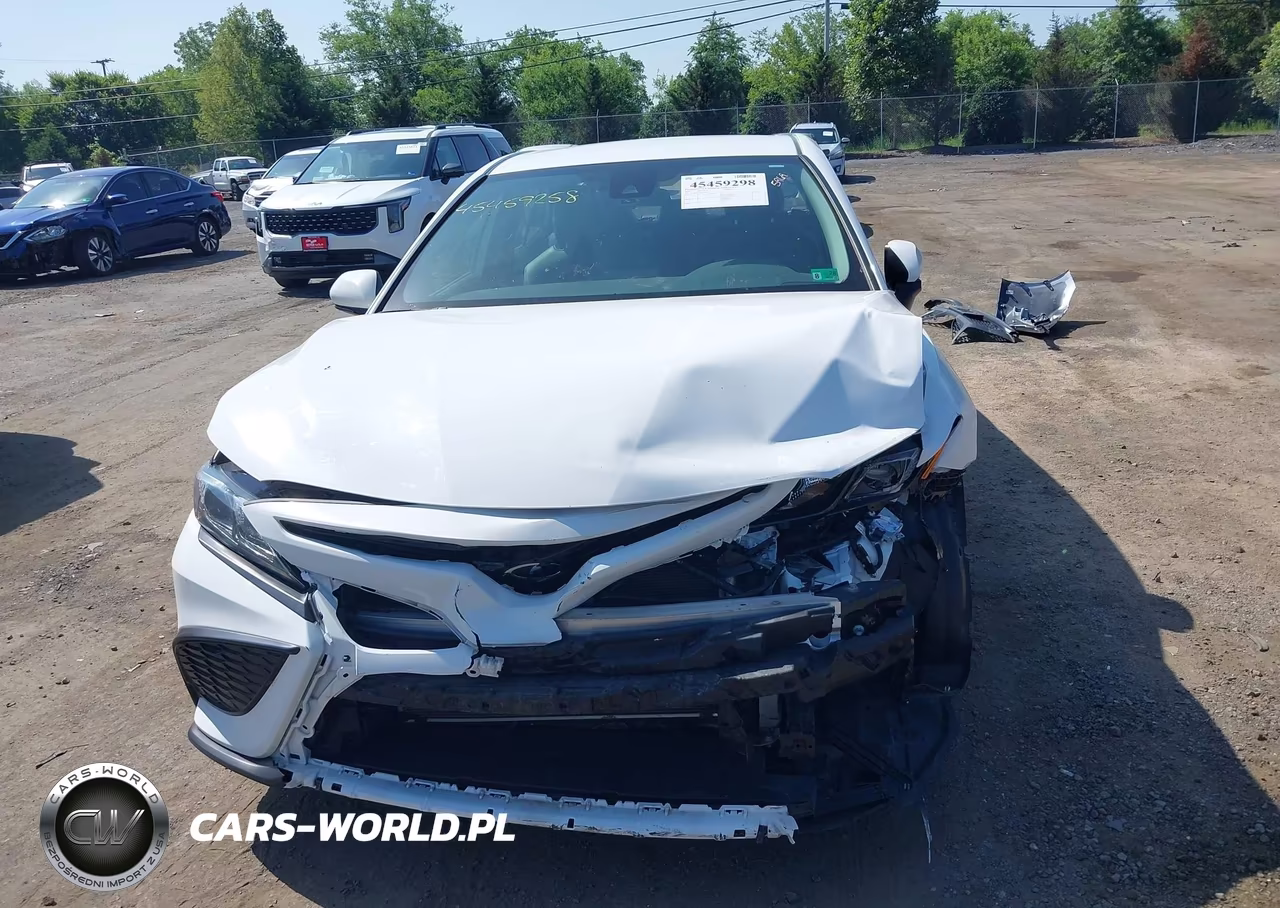 2024 Toyota Camry Se VIN:4T1G11AKXRU902528 - 13