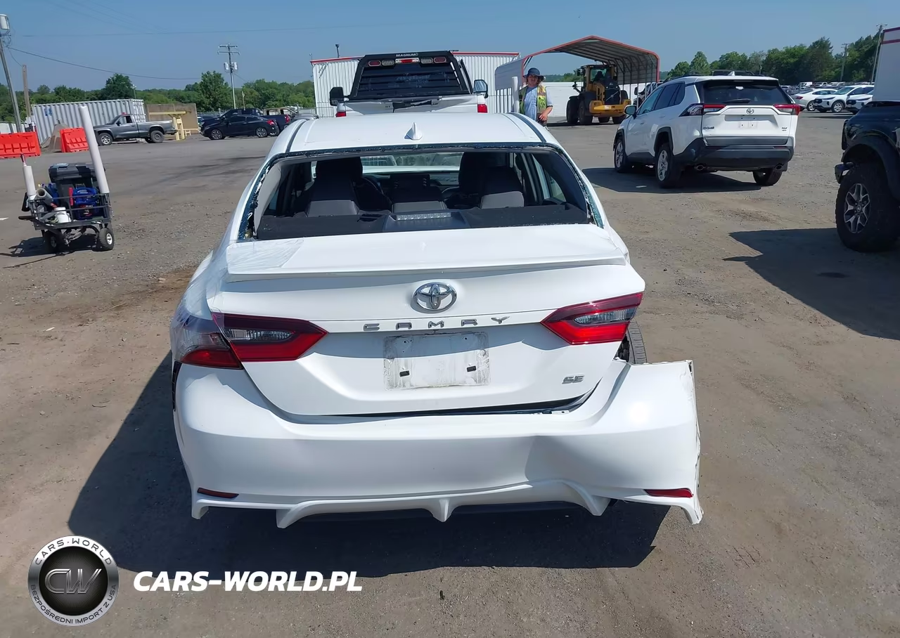 2024 Toyota Camry Se VIN:4T1G11AKXRU902528 - 17