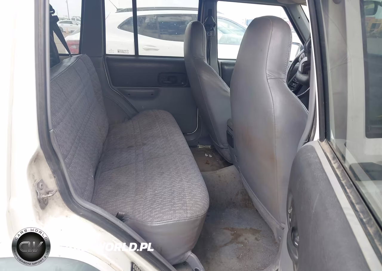 1998 Jeep Cherokee Classic-Limited-Sport VIN:1J4FT68S5WL108240 - 8